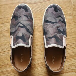 OluKai Pehuea Pa'i sneakers